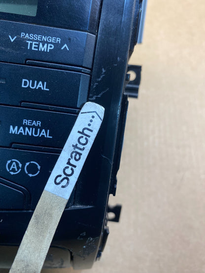 2007 to 2012 Hyundai Veracruz Auto Climate Temp Control Radio Bezel OE ac6971 DG3