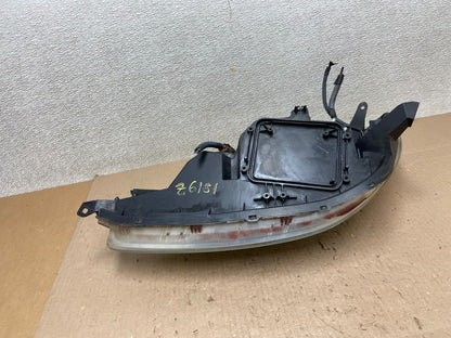 2004-2005 Toyota Sienna Right Passenger Halogen Headlight OEM Z6181 DW9