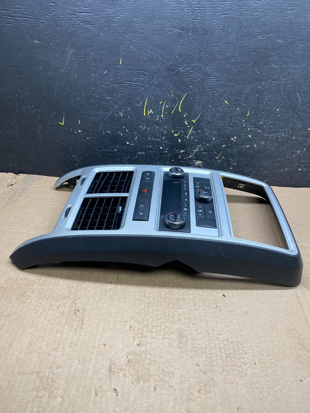2009 2010 Dodge Journey Center Dash A/C AC Climate Control Bezel Trim Z0005 DG3