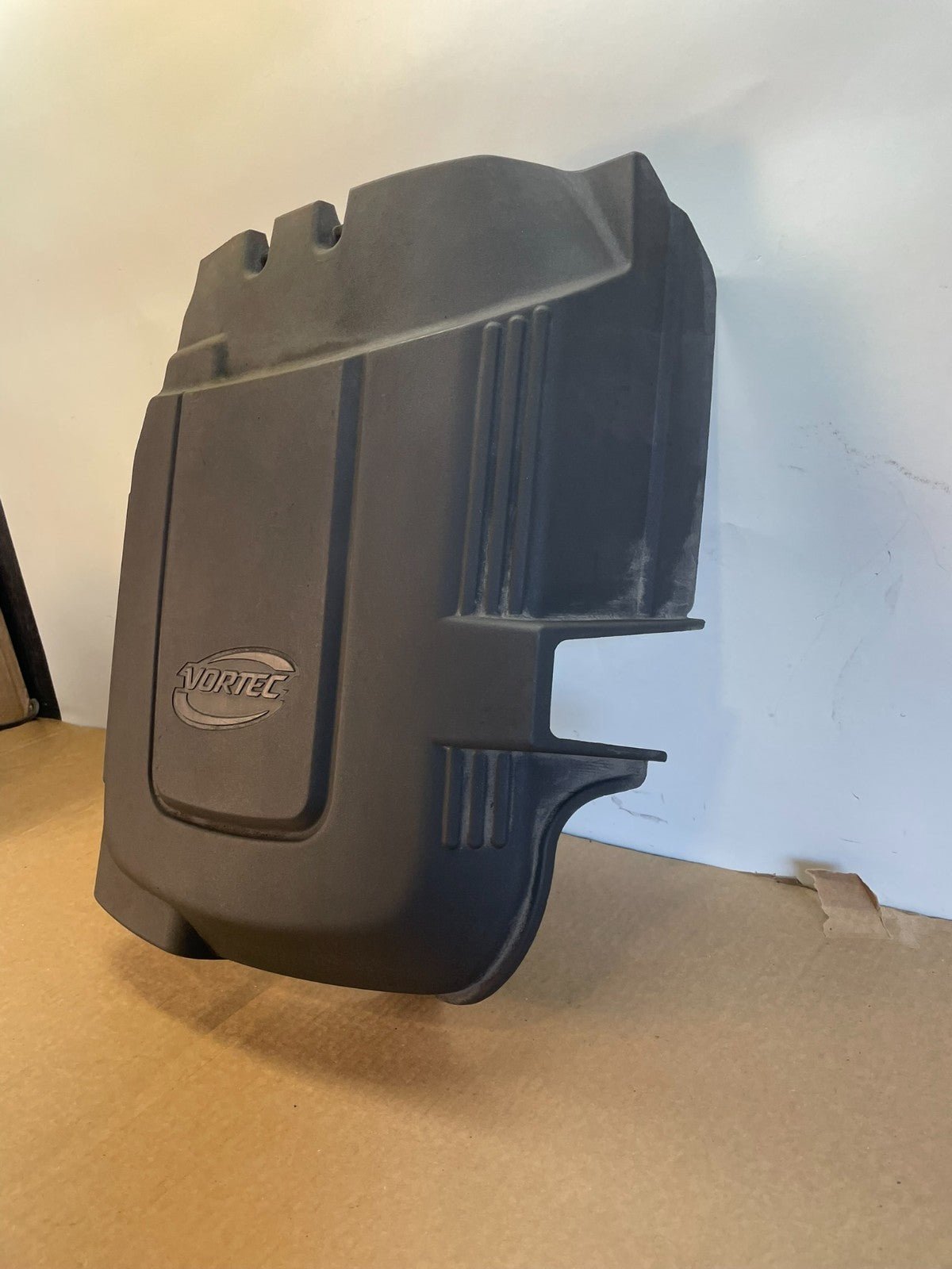 2007 to 2014 Chevrolet Silverado Vortec Engine Cover Shield ag3061 DG1