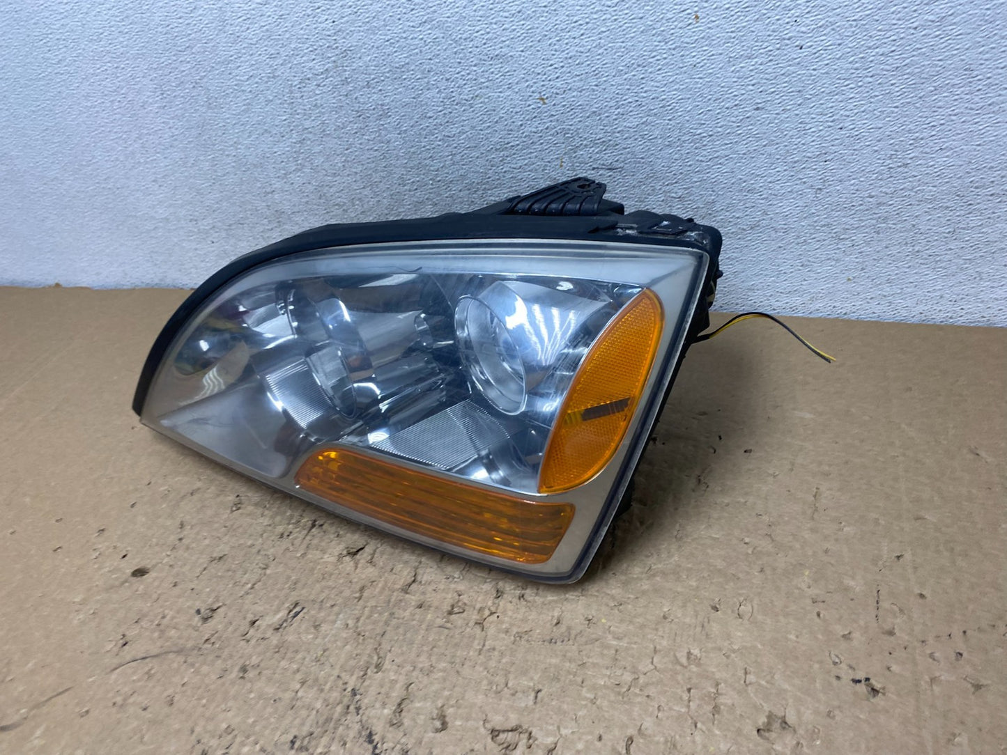 2007 2008 2009 Kia Sorento Left Driver LH Side Headlight Halogen AF8387 DW1