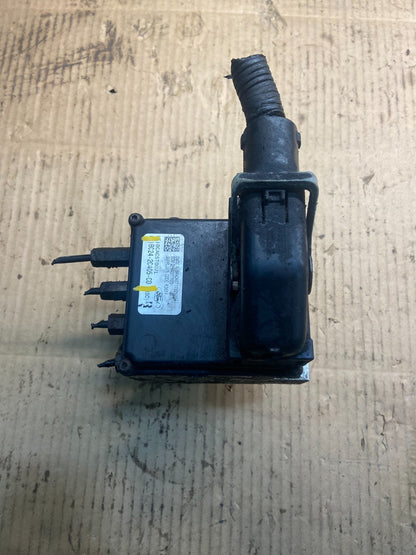 2011 - 2014 Ford E250 E350 Van  ABS Anti Lock Brake Pump Module Oem y4296 DG4