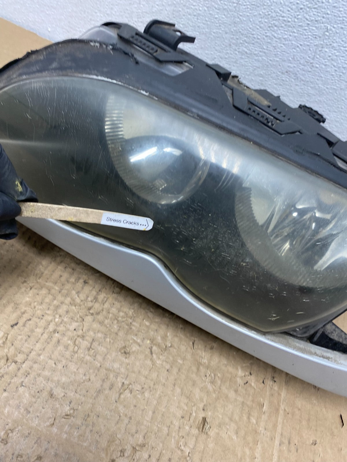 2002 to 2005 BMW 3 E46 Sedan Left Driver LH Halogen OEM Headlight AC3992 DW4