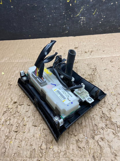 2011 to 2015 Nissan Rogue Heater Temperature AC Climate Control OEM V7963 DG3