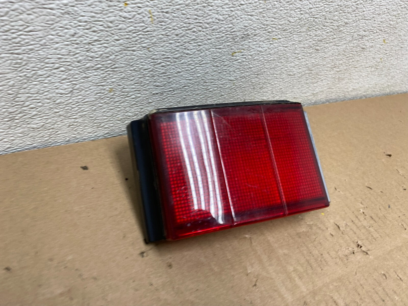 1985 to 1986 Toyota Camry Tail Light Inner Left Driver Lh Inner Oem i9031 DG2