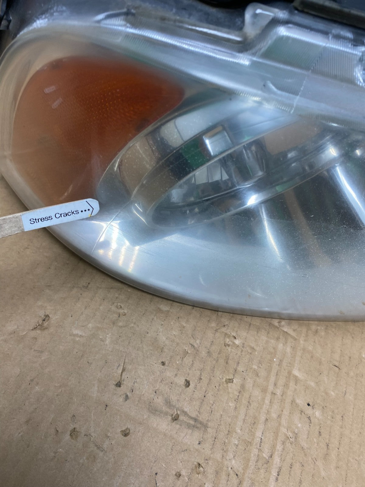 Xenon 2003-2006 Lincoln Navigator Right Passenger Side Headlight AC7559 DW4
