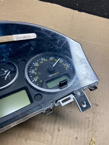 2010 2011 2012 Land Rover LR2 Speedometer Cluster Gauge t1913 DG1