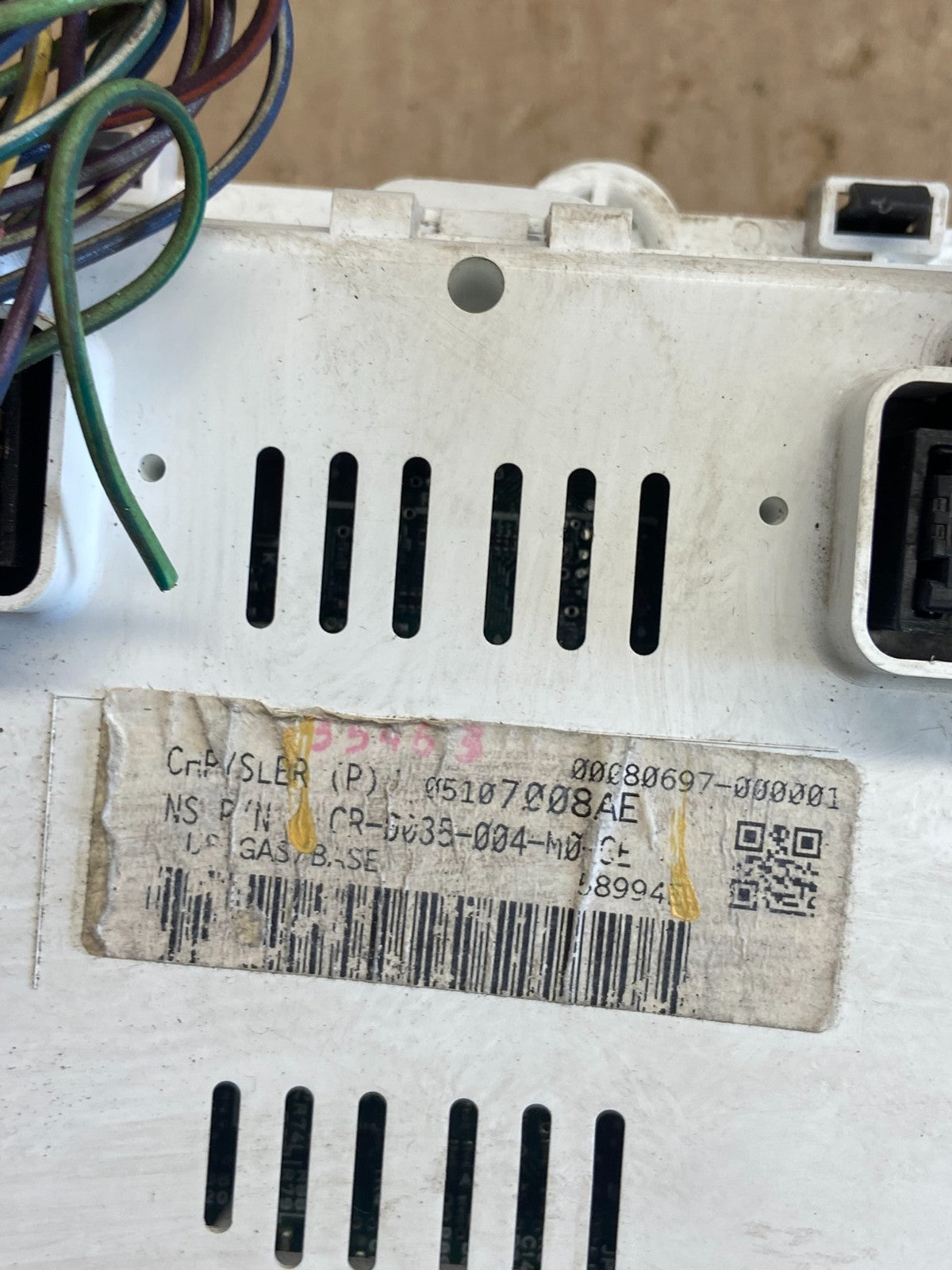 2007 Jeep Compass Speedometer Gauge Cluster OEM AB9863 DG7