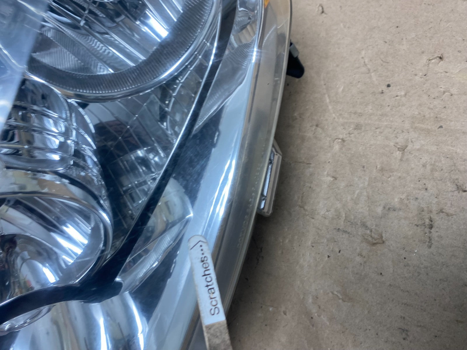 2011 to 2013 Jeep Grand Cherokee Halogen Left Driver Lh Headlight AE6880 DW3