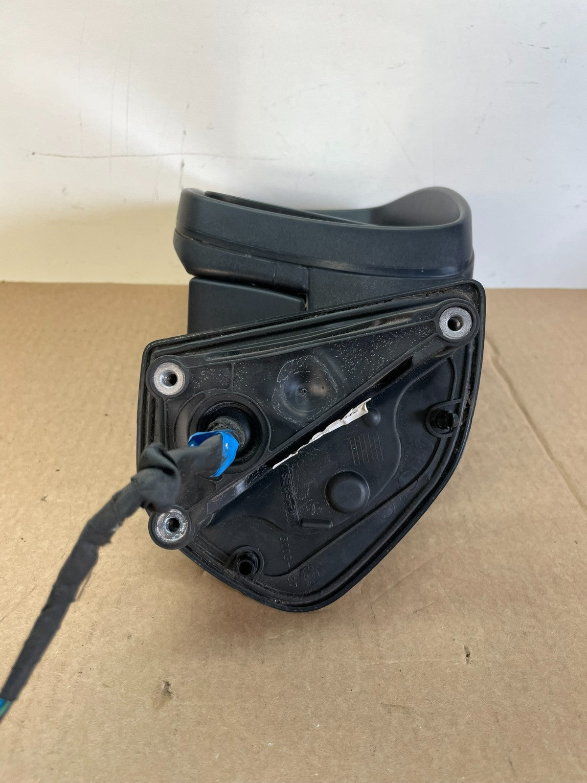 2005 - 2009 Land Rover LR3 Left Driver Side View Door Mirror ah6142 DG4