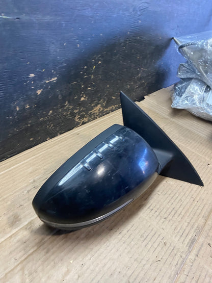 2011 - 2013 Kia Optima Right Passenger View Door Mirror Turn Signal V3256 IT2