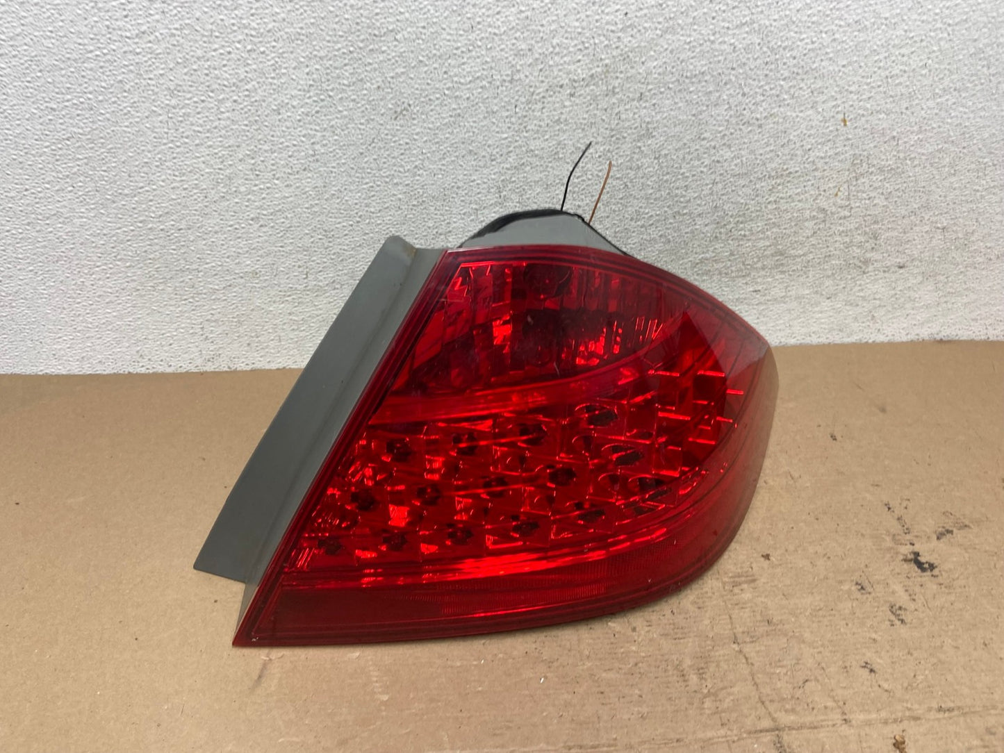 2006 - 2007 Honda Accord Right Passenger Side Tail light AF4887 LK0