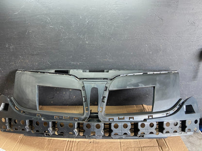 2013 to 2016 Lincoln MKT Grill Grille Support Panel o1168 DG0