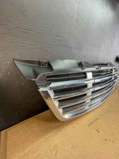 2009 to 2011 Freightliner Sprinter Front Upper Chrome Grill Grille ac5158 DG2