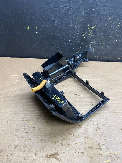 2006-2012 Hyundai Entourage Sedona Center Radio Clock Bezel Air Vent W3037  DG5