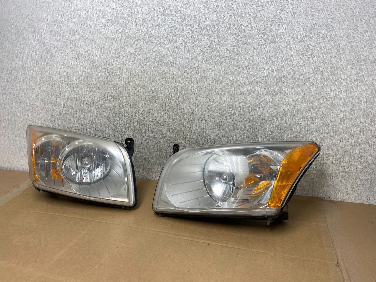 2007-2012 Dodge Caliber Left+Right Headlights Halogen AH3084 DW2