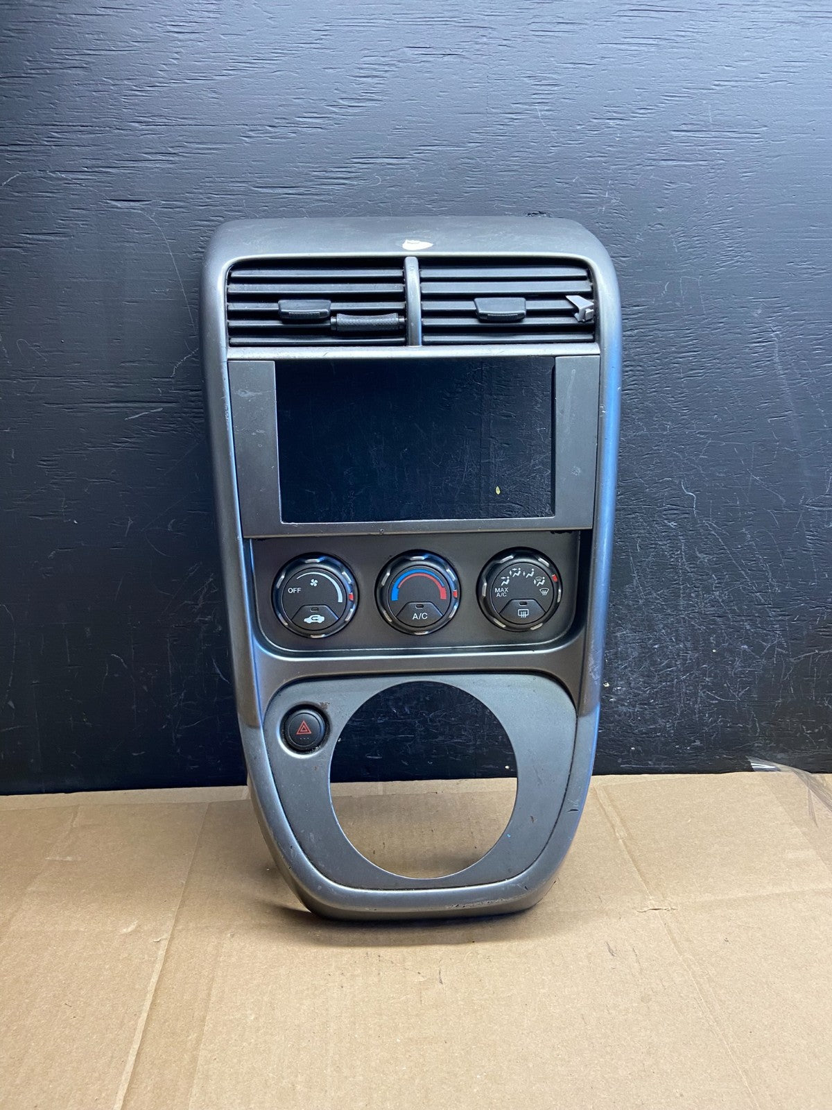 2003 to 2008 Honda Element Radio Climate Control Shifter Bezel AD2081 DG0