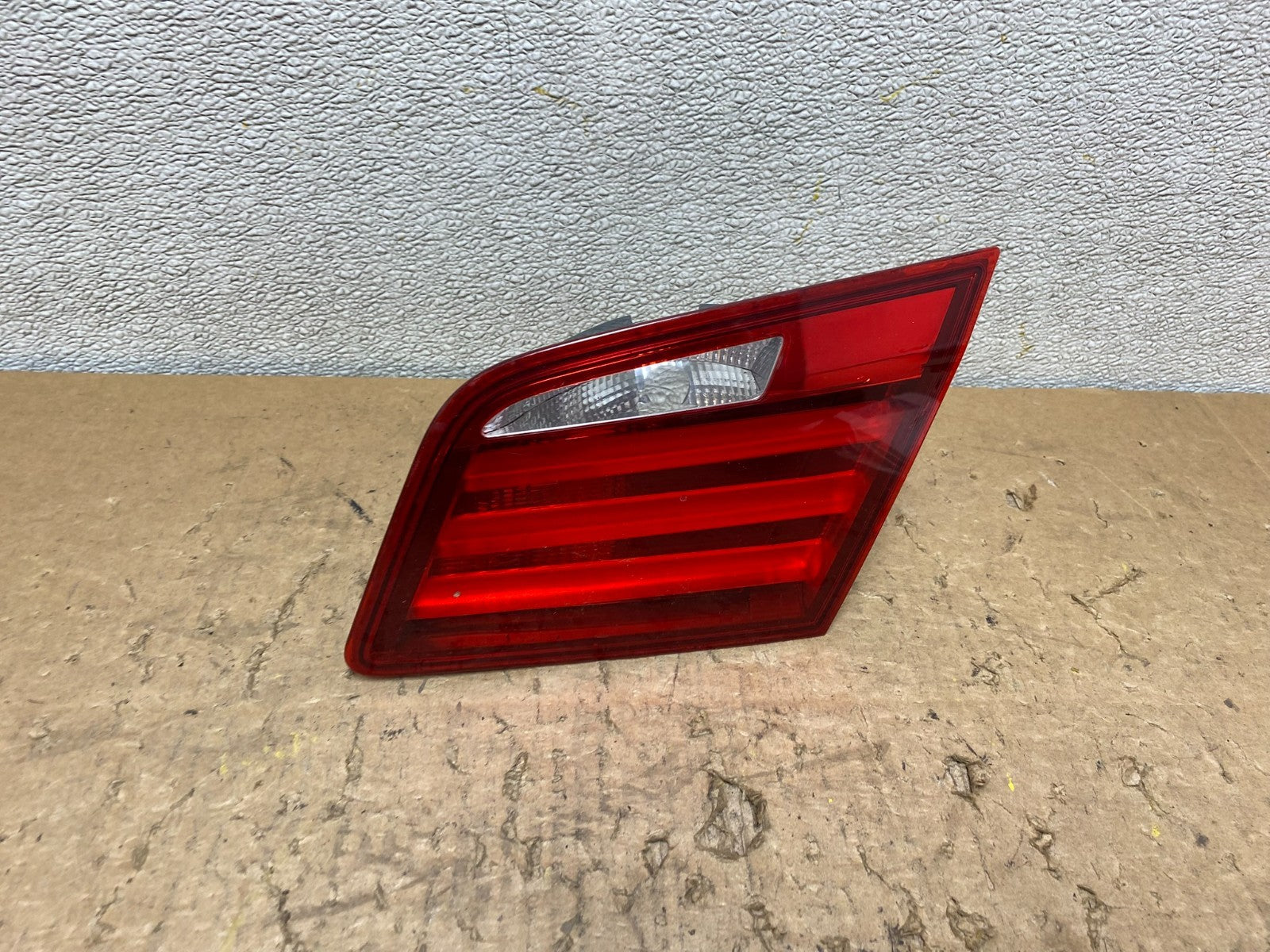 2011-2013 BMW 5 F10 Rear Right Passenger Rh Trunk Inner Tail Light OEM V8397 DW0