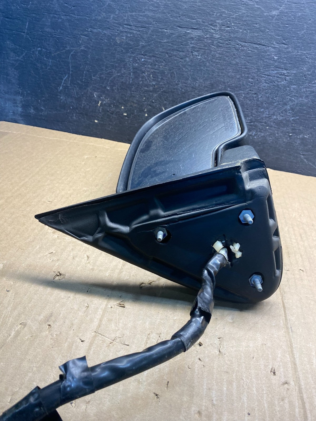 2003-2006 Chevrolet Tahoe Right Passenger Turn Signal View Door Mirror AG1711 DG4