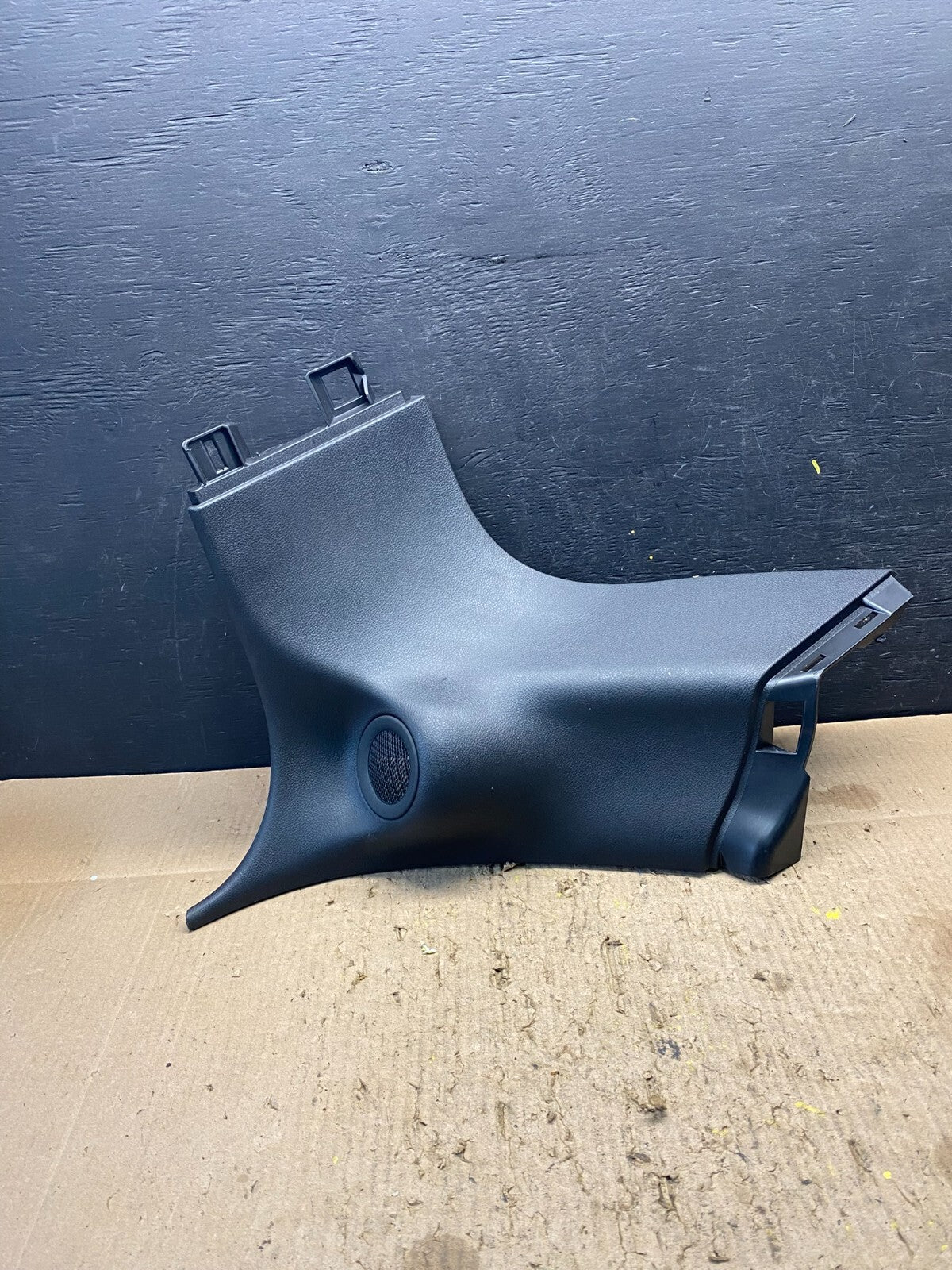2016-2019 Jeep Grand Cherokee Rear Right Quarter Pilar Cover Trim Panel N0501 DG0