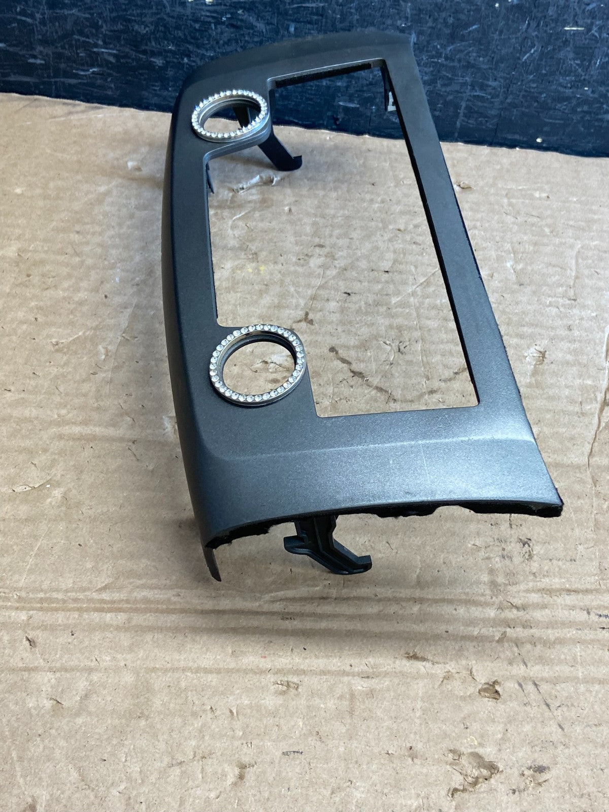 2013 - 2016 Nissan Sentra Radio Trim Bezel Panel 682603sg1a AF2109 DW2