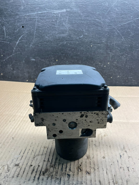 2006 to 2009 Mercedes E350 ABS Anti Lock Brake Pump A2114311912 x8795 DG0