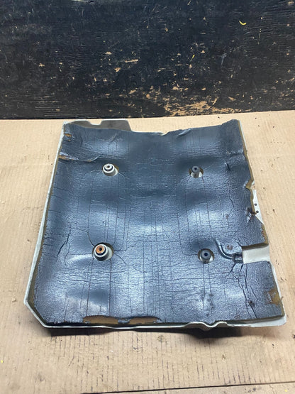 2001 to 2004 Cadillac Deville Seville Northstar Engine Motor Cover W5580 DG7