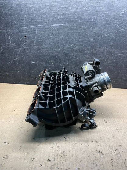 2013 to 2016 BMW F30 320XI 328XI OEM Intake Manifold 7588126 W4218 PS2
