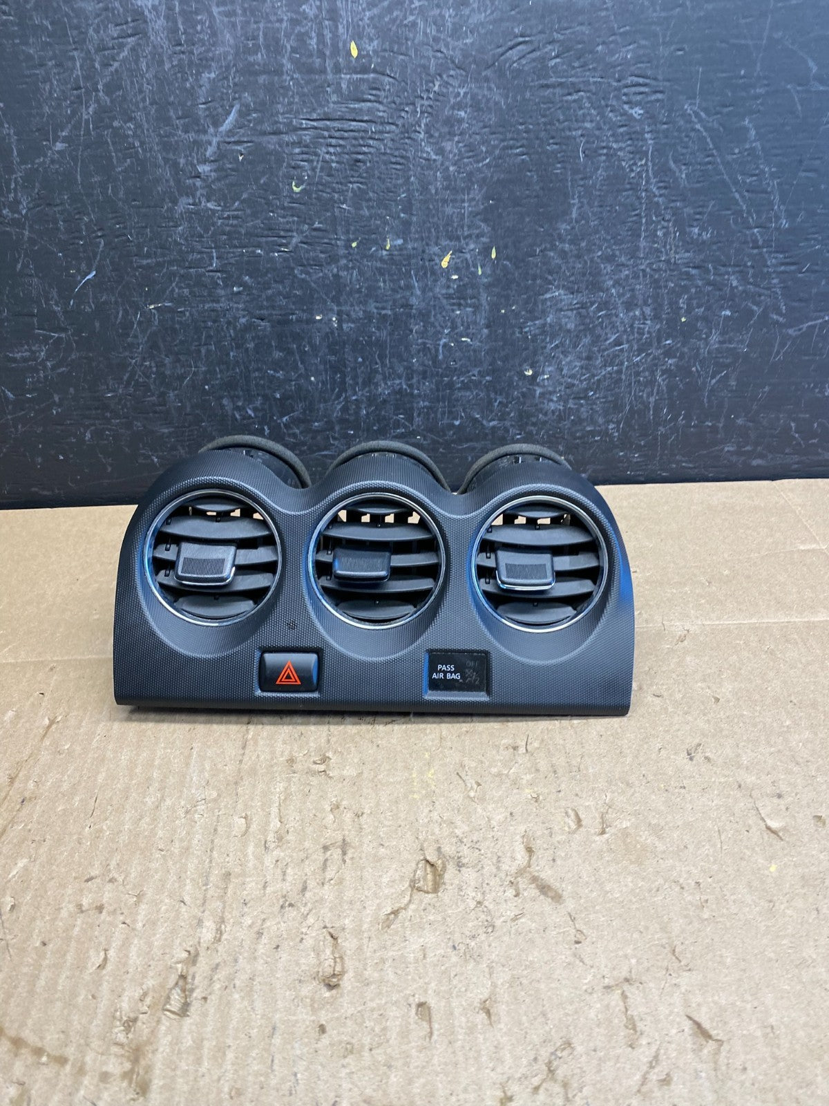 2007-2012 Nissan Altima Center Dash Vents Ac Air Vent Trim Panel Bezel AC6817 DG0