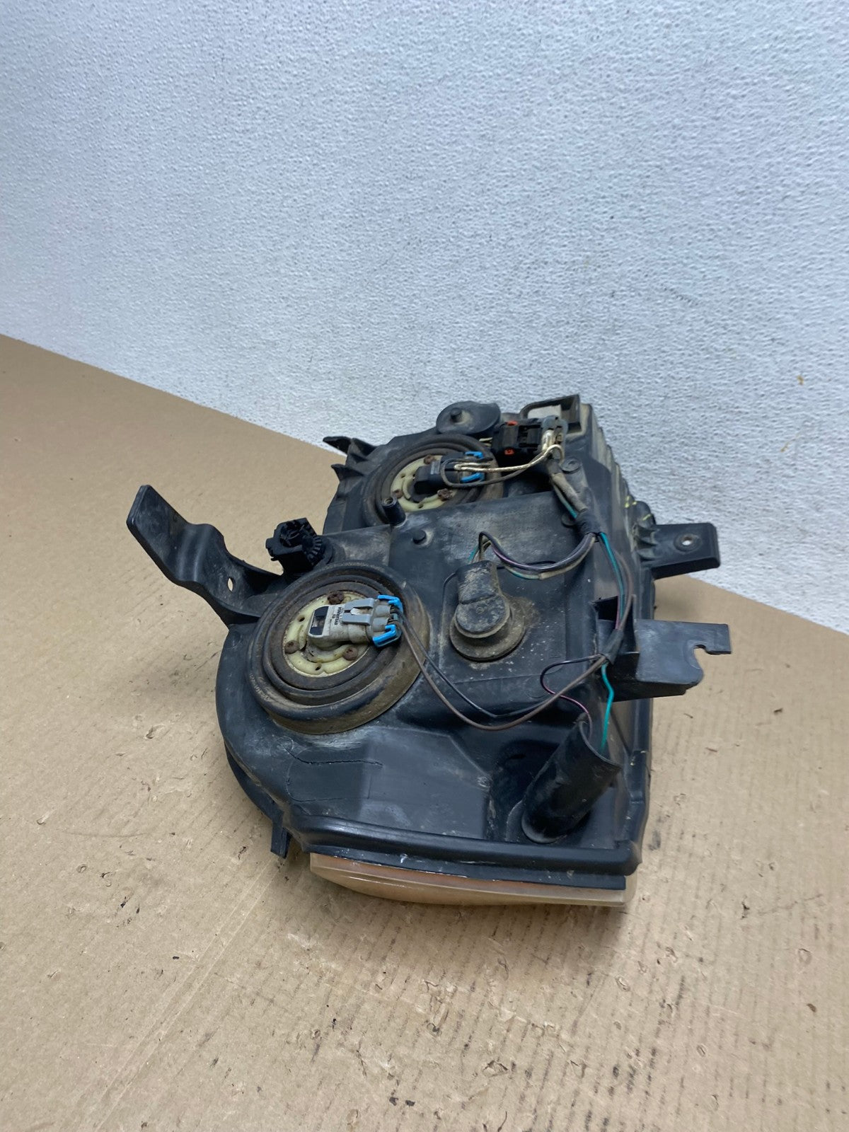 2008-2010 Jeep Grand Cherokee Left LH Driver Side Halogen Headlight AE7088 LK9