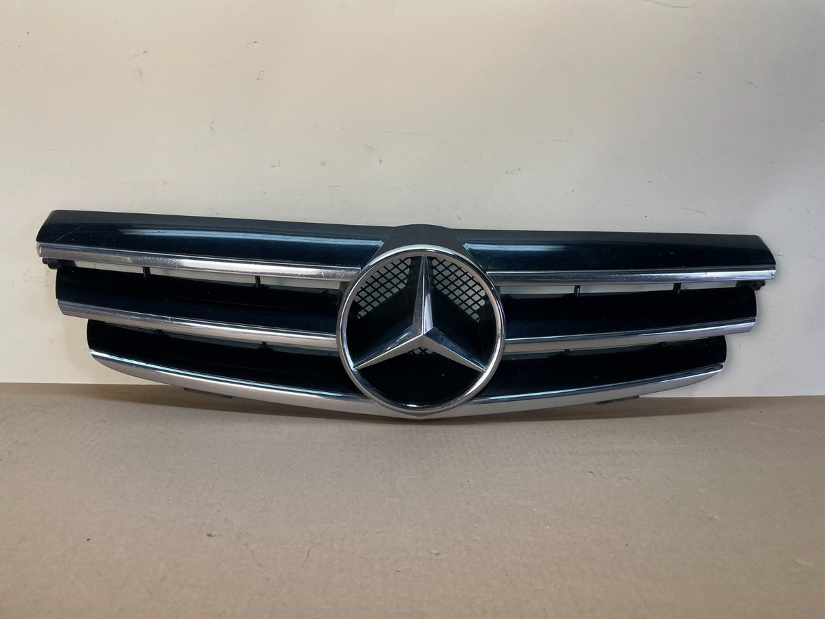 2003-2009 Mercedes Clk-Class W209 CLK550 CLK55 Front Upper Grill Grille AI39050