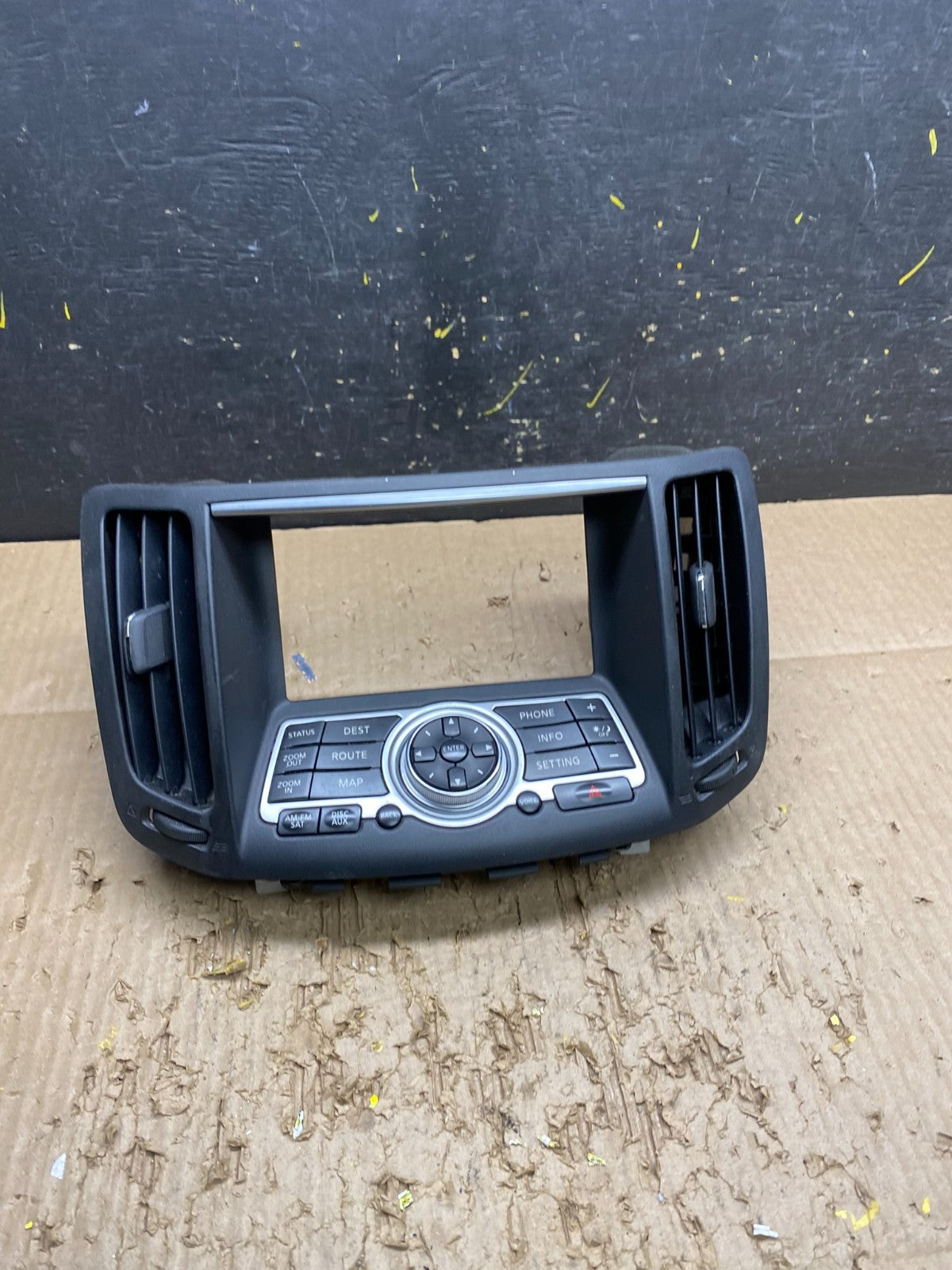 2008 - 2012 Infiniti G35 EX35 Radio Player Screen Panel Bezel V7442 DG0