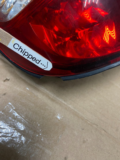 1998 to 2002 Kia Sportage Right Passenger RH Side Tail Light Oem AA8648 LK4
