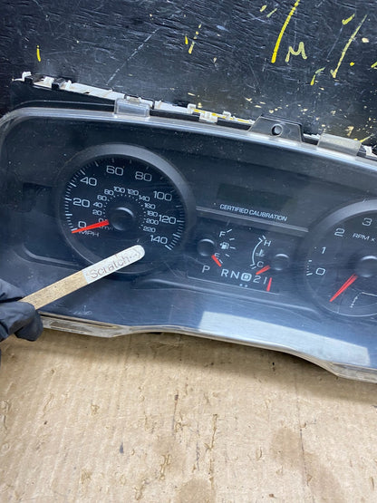 2009 to 2010 Mercury Marquis Speedometer Cluster Gauge Oem z7478  DG1