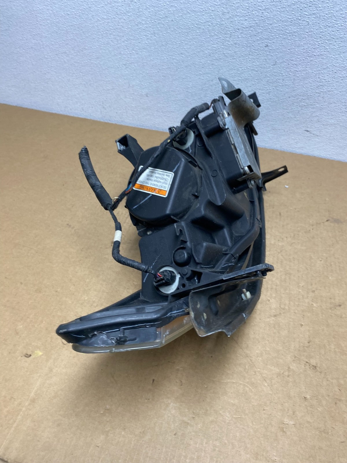 2004 2005 2006 Acura TL Headlight Left Driver LH Side Xenon HID AC1807 DW8