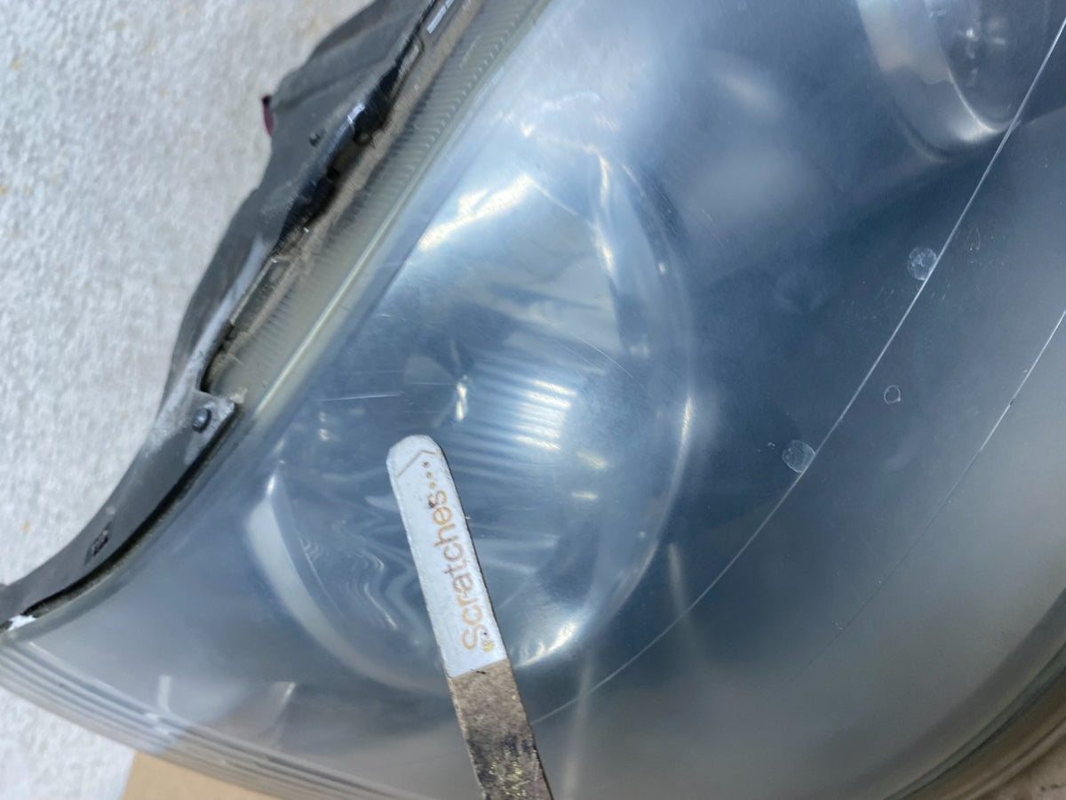 1999 to 2003 Lexus RX300 Right Passenger Headlight Halogen AI1033 DW3