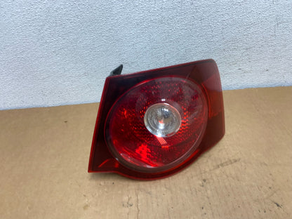 2008 2009 2010 Volkswagen Jetta Right Passenger RH Side Tail Light AC8543 DW0