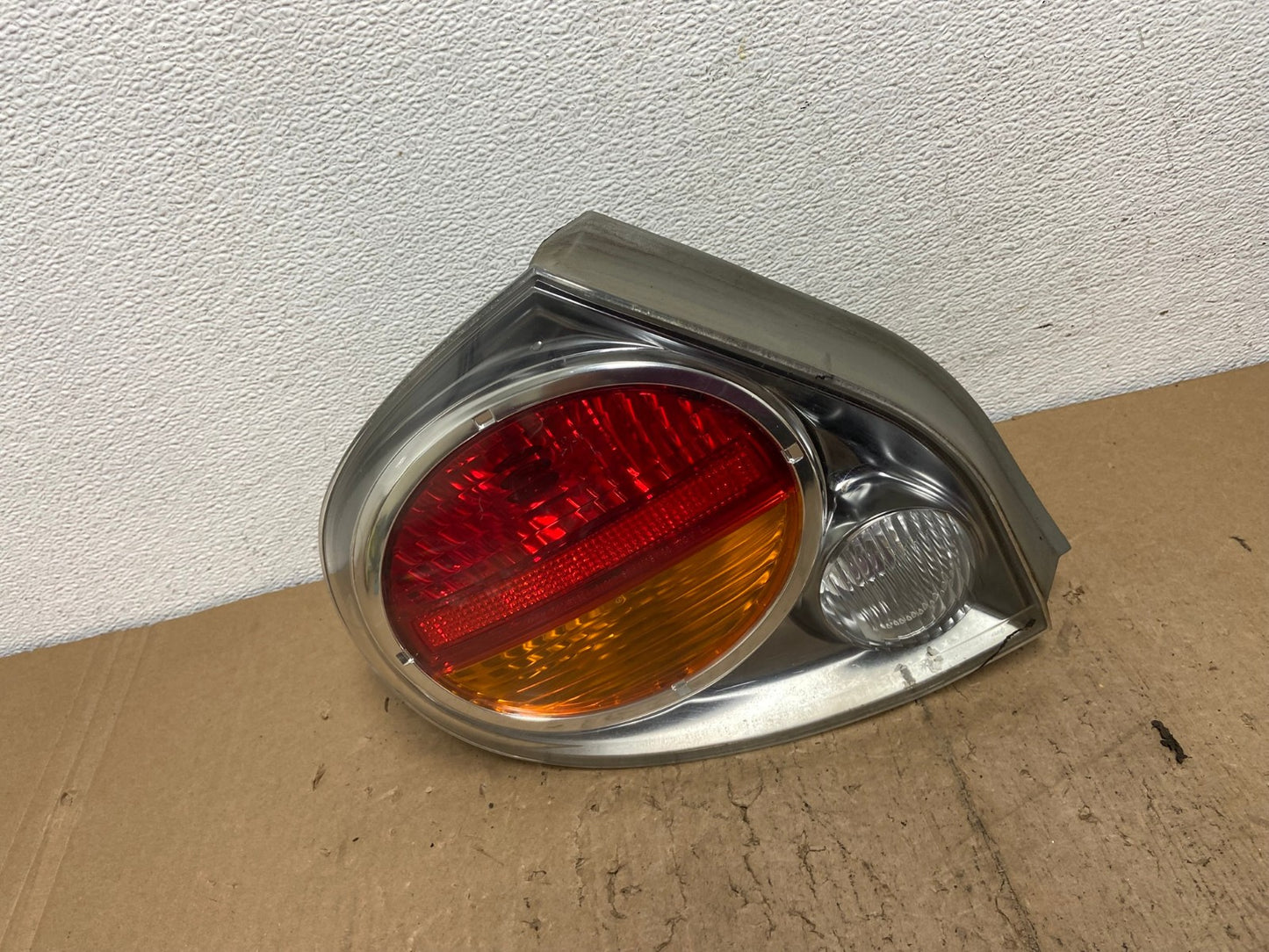 2002 2003 Nissan Maxima Left Driver Lh Side Tail Light AC7309 LK0