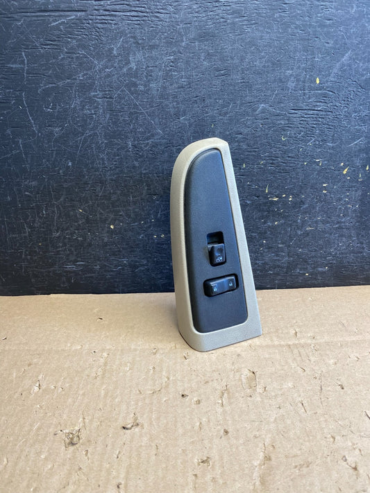 2003-2006 Chevrolet Silverado Right Passenger RH Window Switch AJ1290 DW0