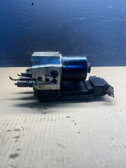 2003 - 2007 Ford E250 E350 ABS Anti Lock Brake Pump Module AC8994 DG4