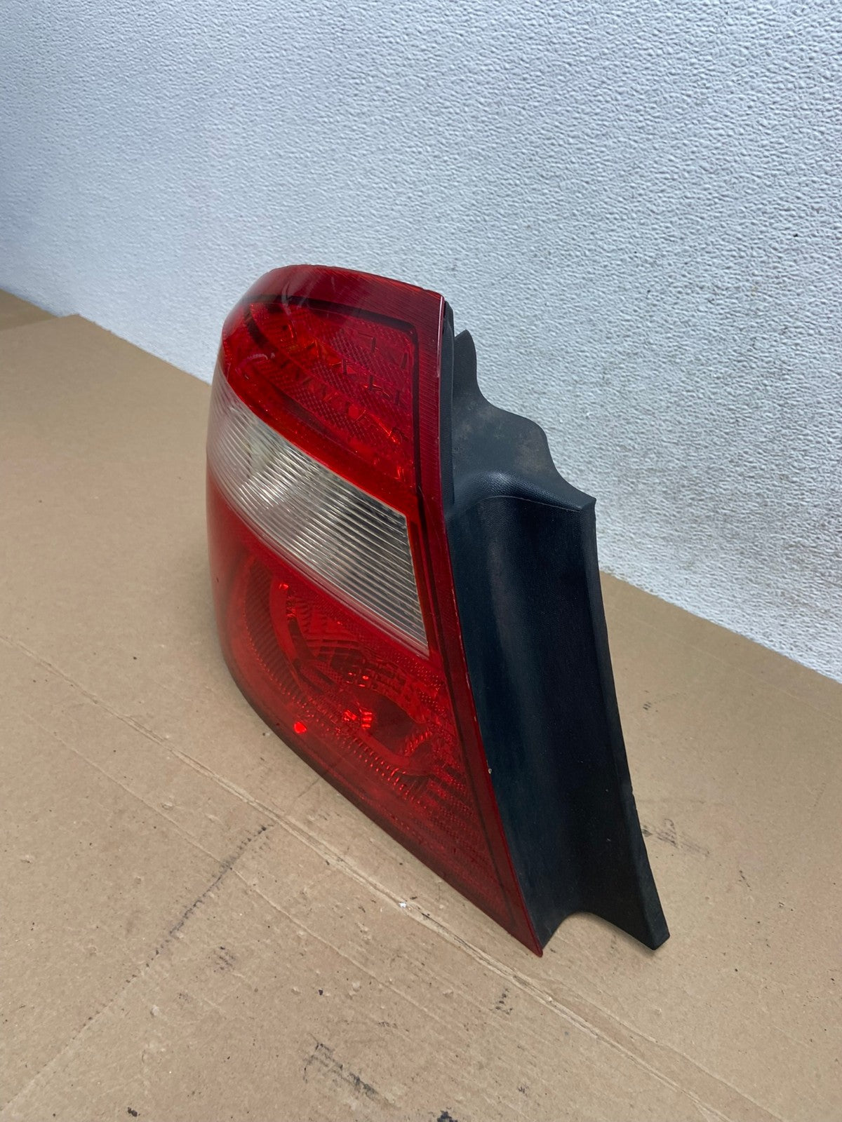 2005 2006 2007 Ford Five Hundred Left Driver Lh Side Tail Light AF4399 LK1