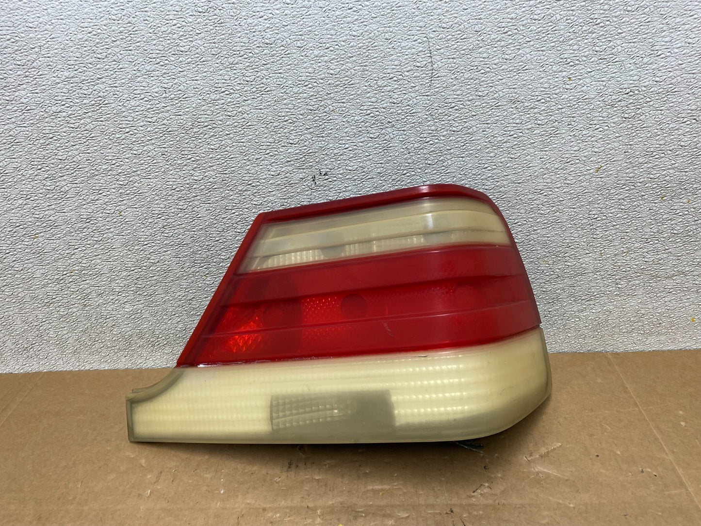 1998 to 1999 Mercedes-Benz W140 Right Passenger Side Rh Tail light OEM V4985 DG0