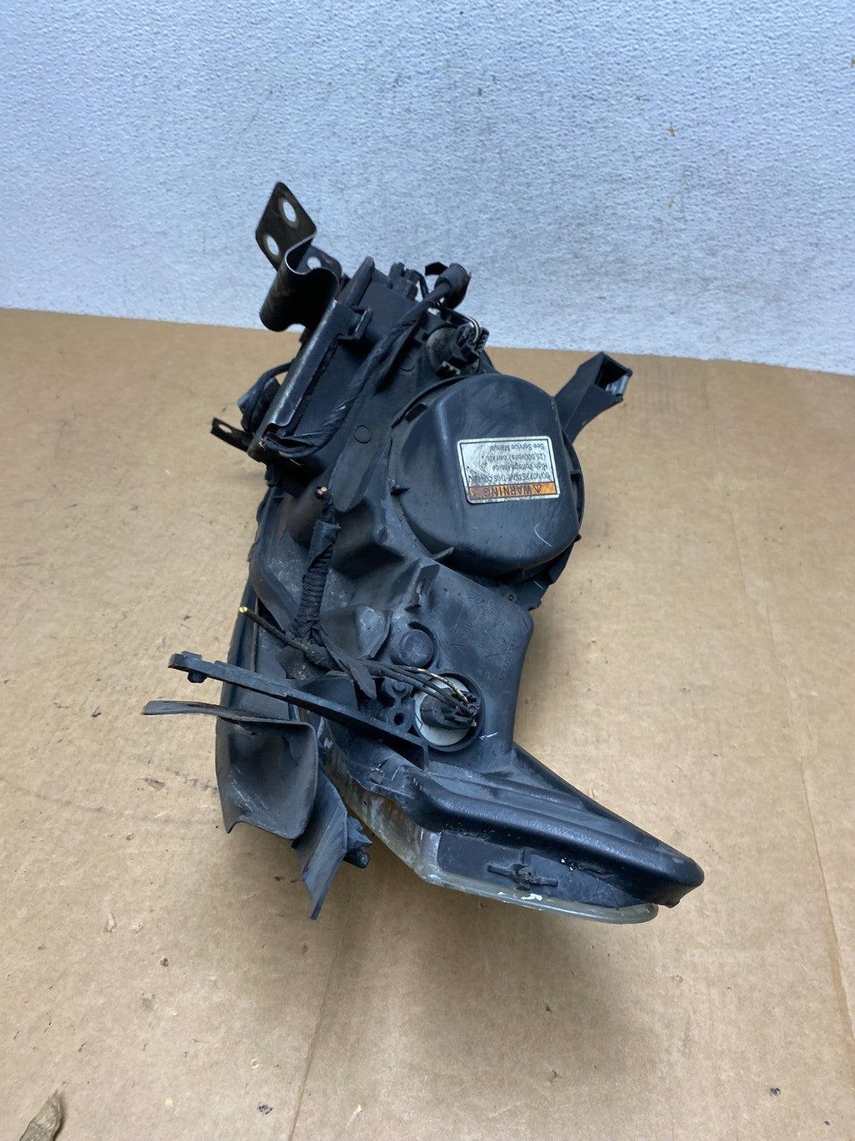 2004 2005 2006 Acura TL Headlight Right Passenger Side Xenon HID AE3247 DW7