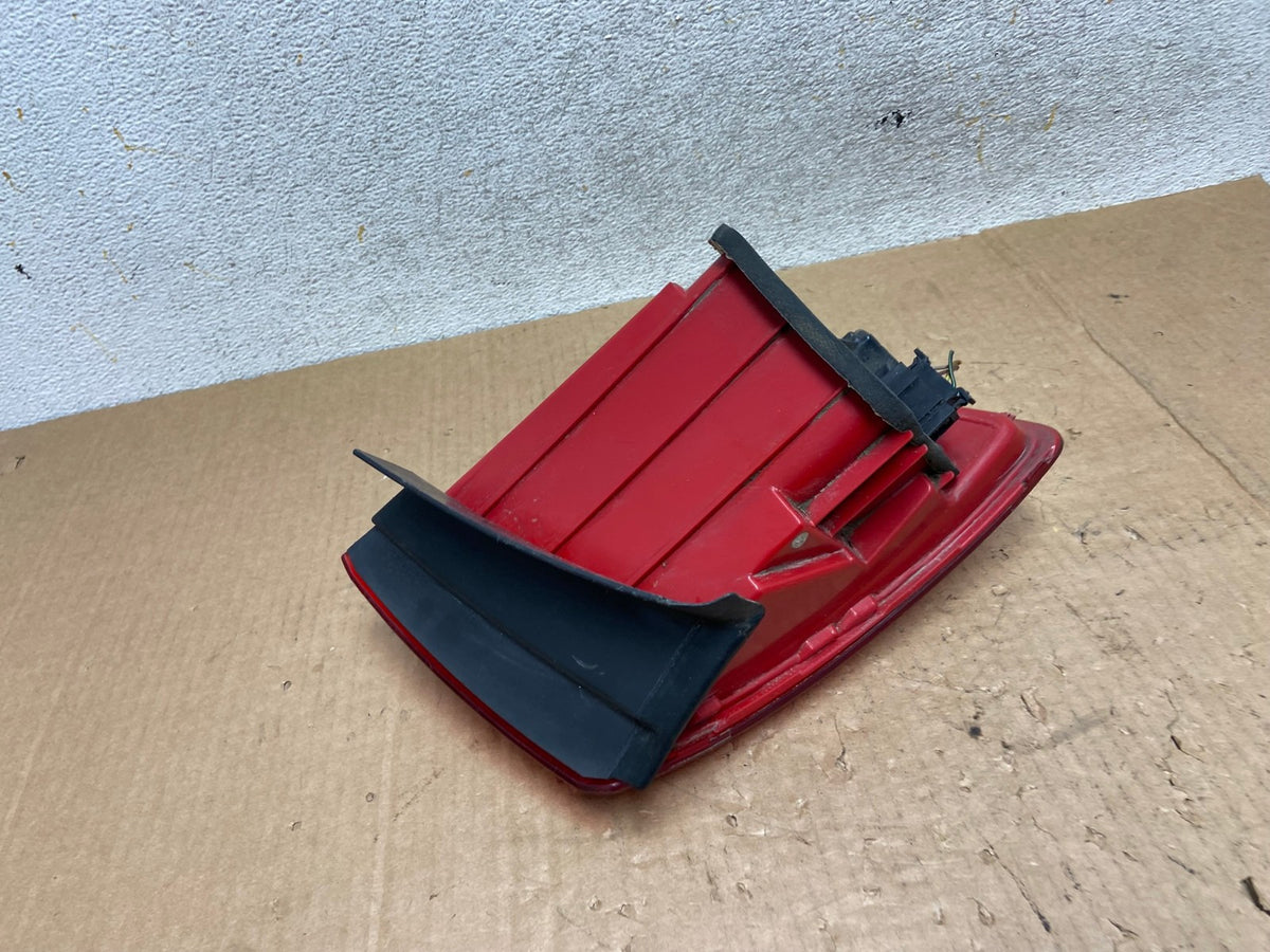 2011 to 2014 Volkswagen Jetta Right Passenger Rh Side Tail Light AI5574 LK6
