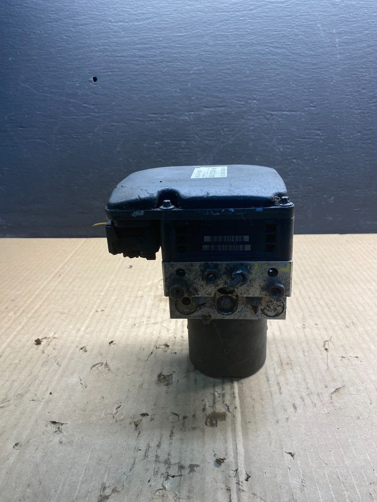 2008 to 2010 BMW 5-Series ABS Anti-Lock Brake Pump 3451 6783366-03 OEM AC0909 DG4