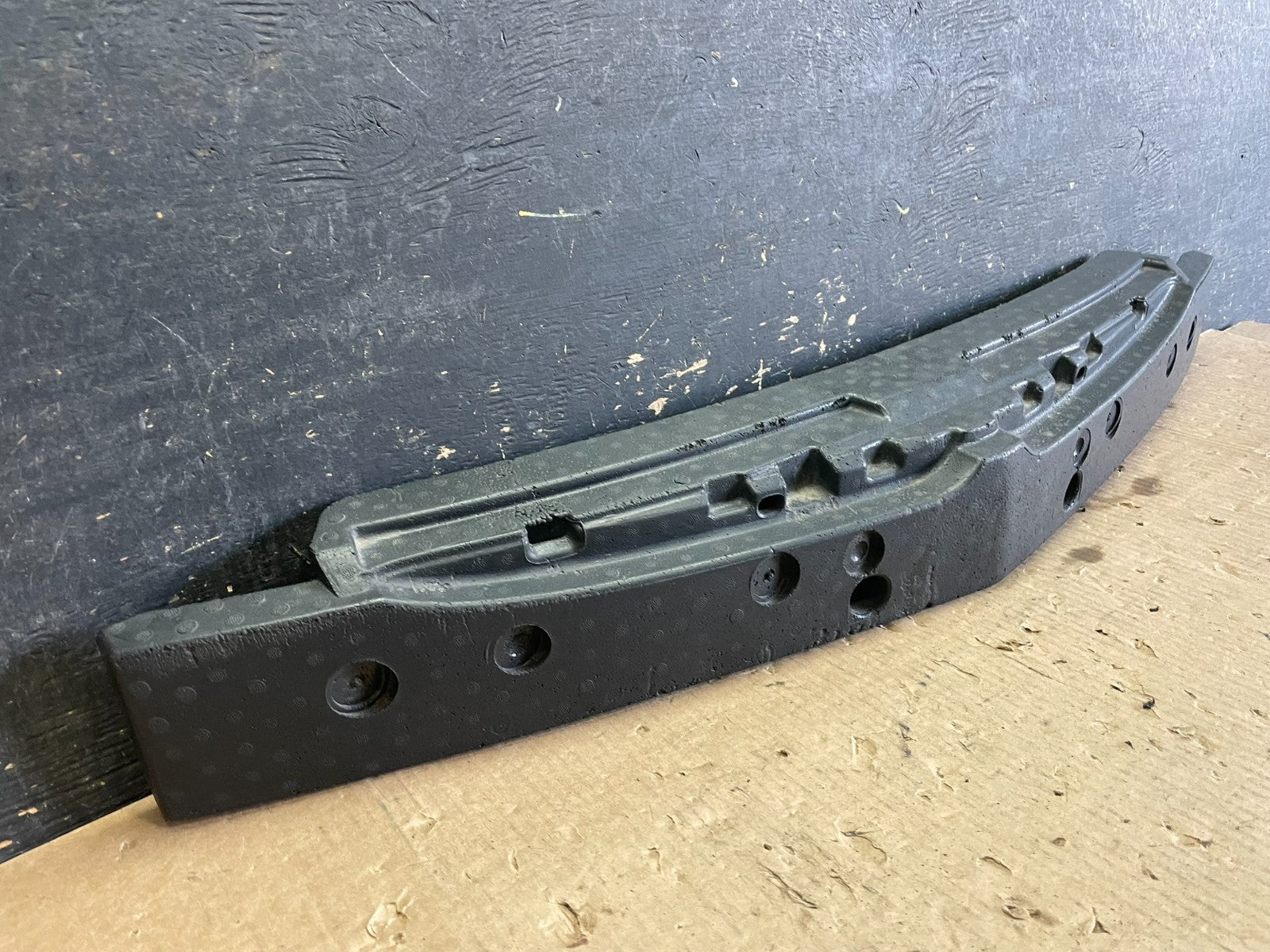 2011 to 2015 Lincoln MKX Front Bumper Impact Absorber Y9793 DG1