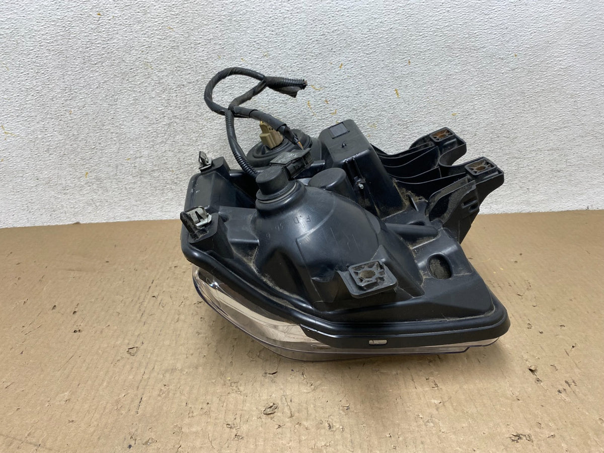 2008 to 2010 Ford F250 Super Duty Right Passenger RH Side Headlight AH6003 DW5