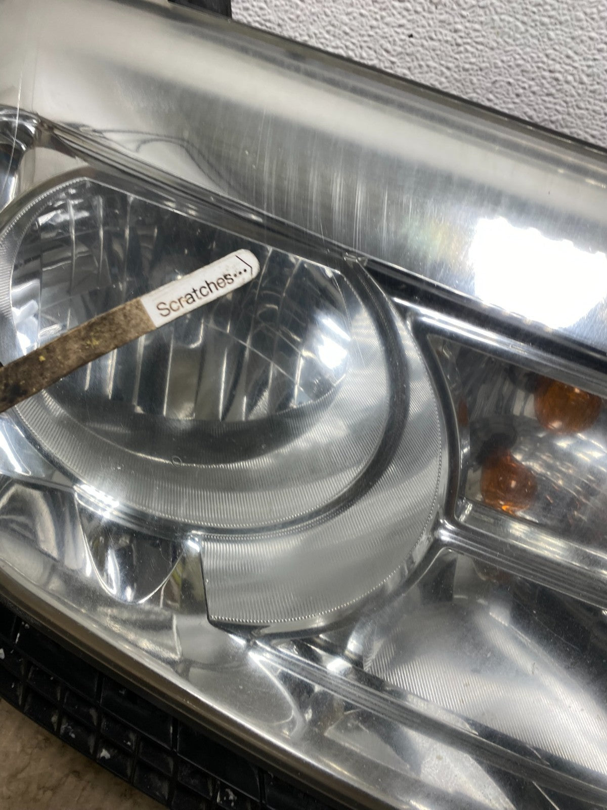 2013 to 2015 Honda Pilot Right Passenger RH Side Halogen Headlight AF7247 DW3