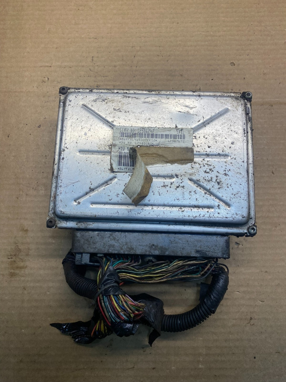 2003-2006 Chevrolet Tahoe Silverado Engine Control Unit Module ECM ECU AF6818 DW0