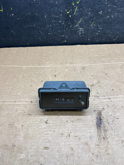 1979 to 1982 Buick Riviera Digital Dashboard Center Clock OEM W9498 DG1